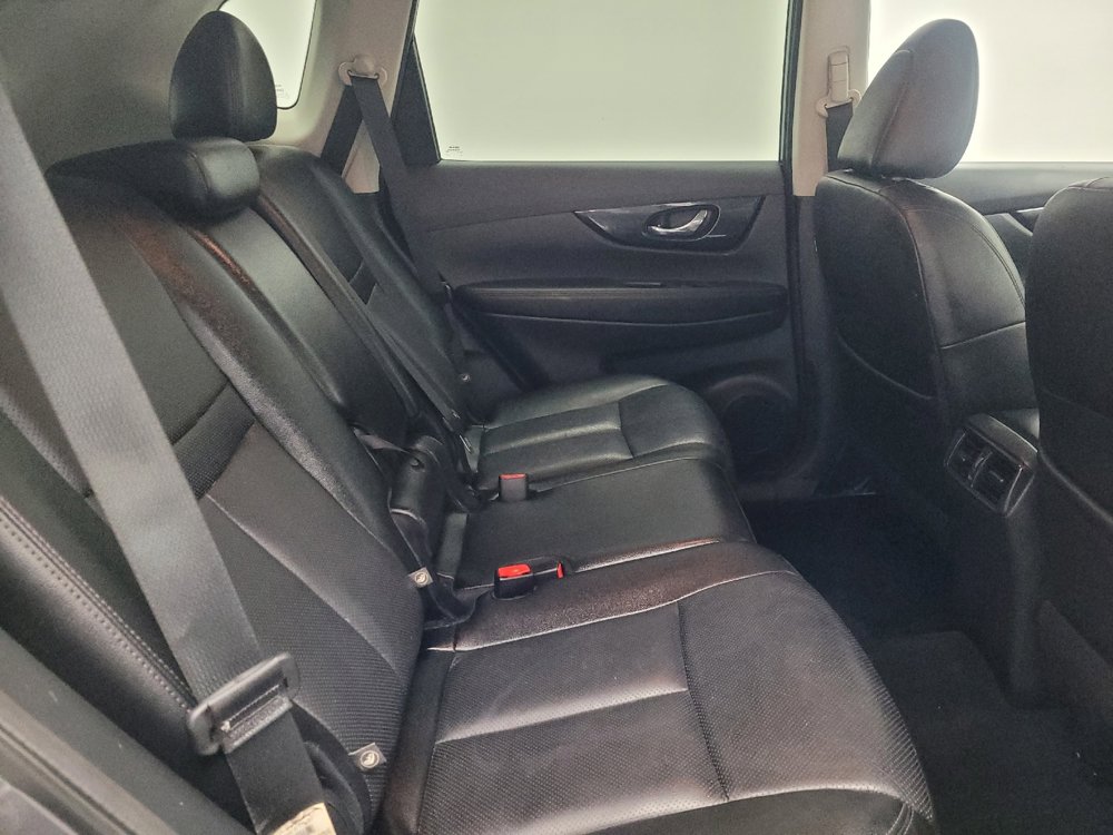 Used 2020 Nissan Rogue SL image 19