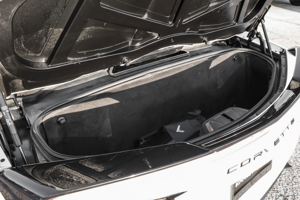 Used 2022 Chevrolet Corvette Stingray Premium Conv w/ Z51 Performance Package image 58