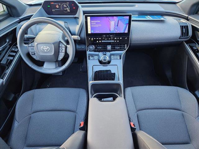 Used 2025 Toyota bZ4X FWD image 16