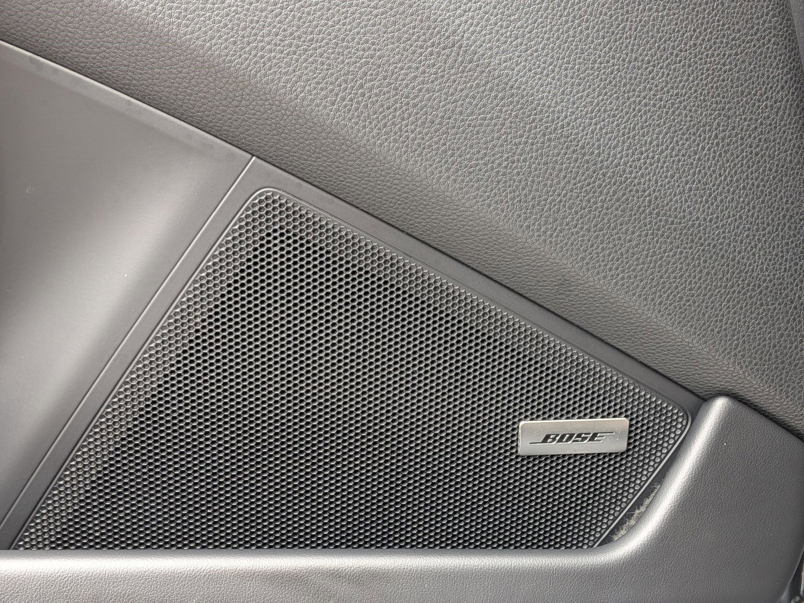 Certified 2025 Porsche 911 Carrera image 14