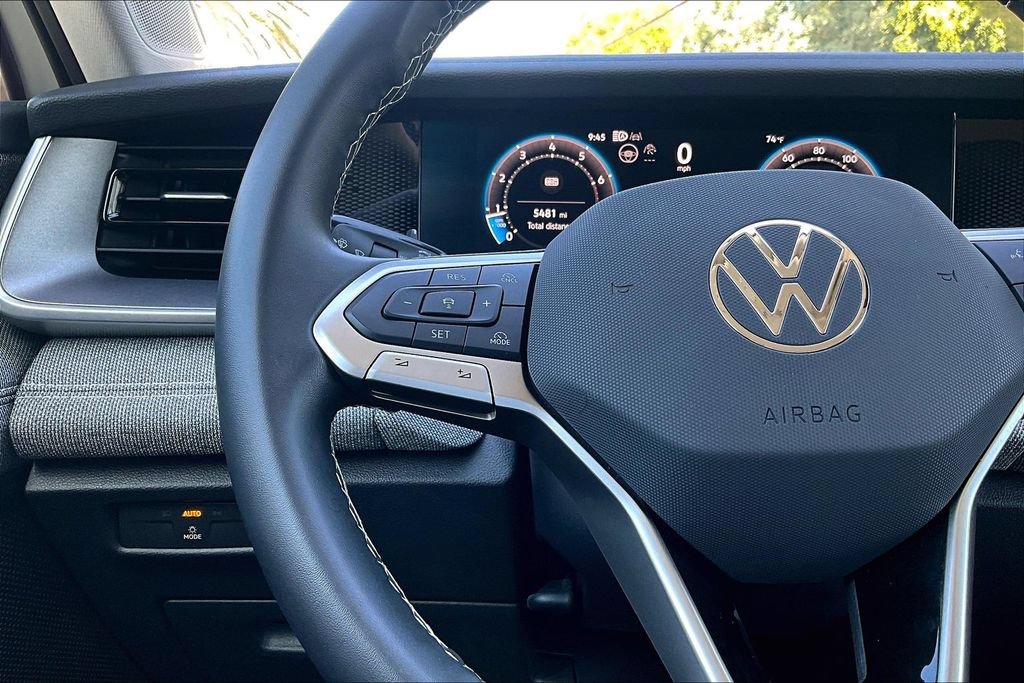 Used 2025 Volkswagen Tiguan S FWD image 10