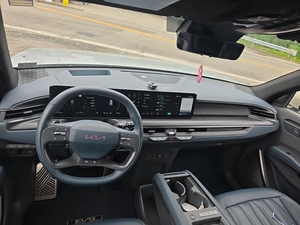 Certified 2024 Kia EV9 GT-Line AWD/4WD image 5