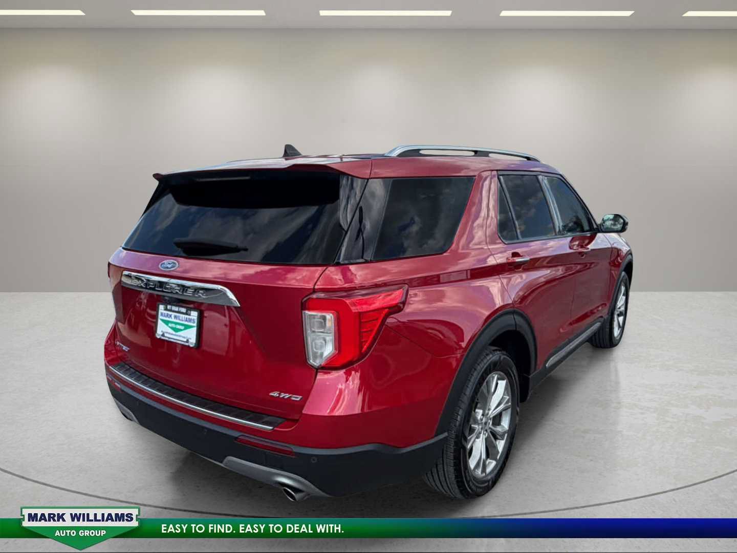 Used 2021 Ford Explorer Limited w/ Equipment Group 301A AWD/4WD image 16