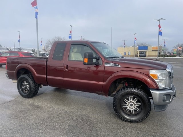 Used 2016 Ford F250 Lariat w/ Lariat Interior Package image 2