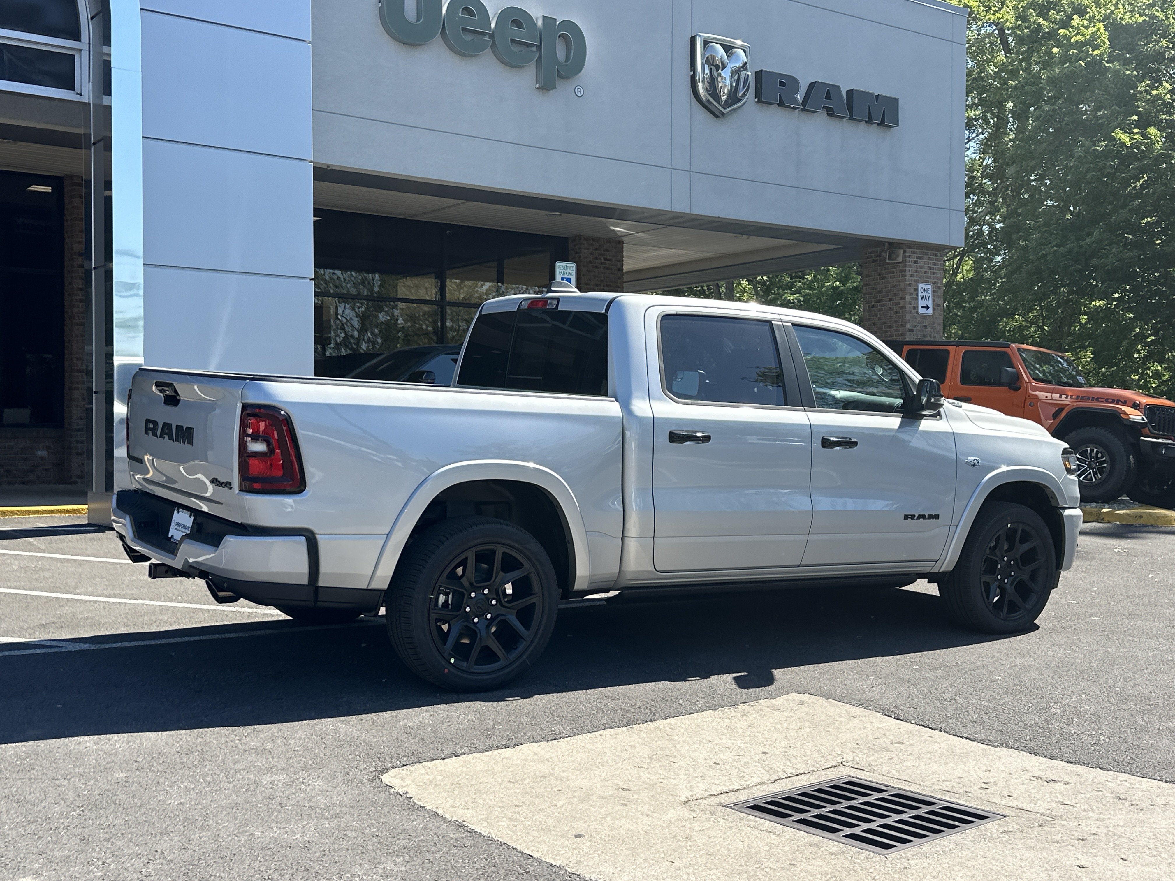 New 2026 RAM 1500 Laramie w/ Night Edition AWD/4WD image 22