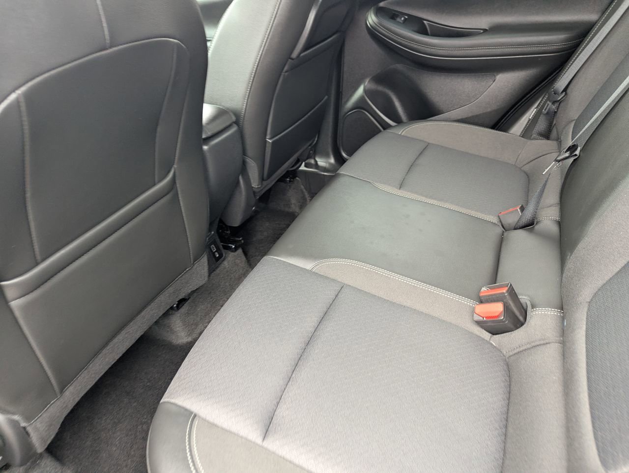 Used 2023 Buick Encore GX Preferred FWD image 16