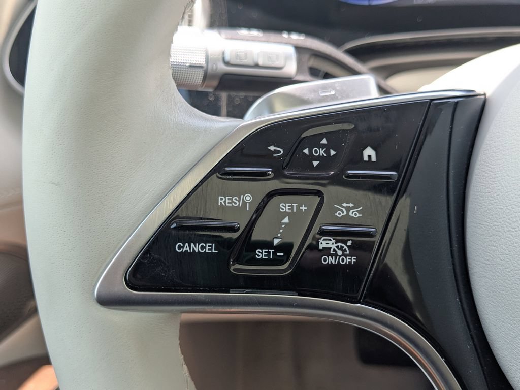 Certified 2023 Mercedes-Benz EQS 580 4MATIC SUV image 13