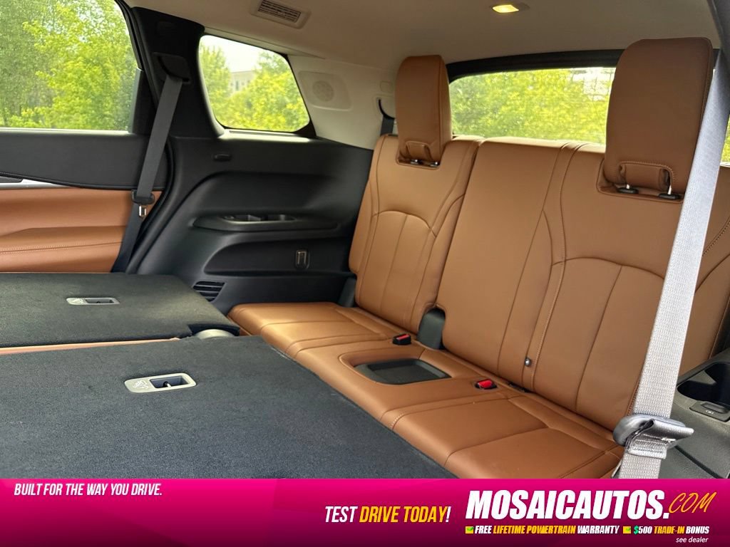 Used 2023 INFINITI QX60 Sensory w/ Cargo Package AWD/4WD image 7