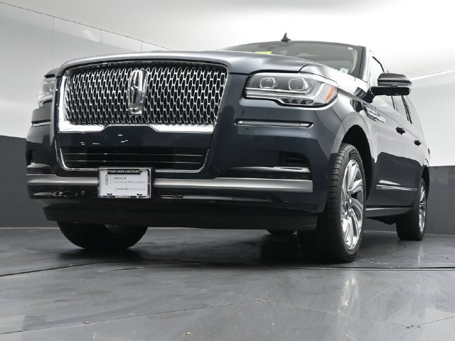 Certified 2024 Lincoln Navigator L Reserve AWD/4WD image 38