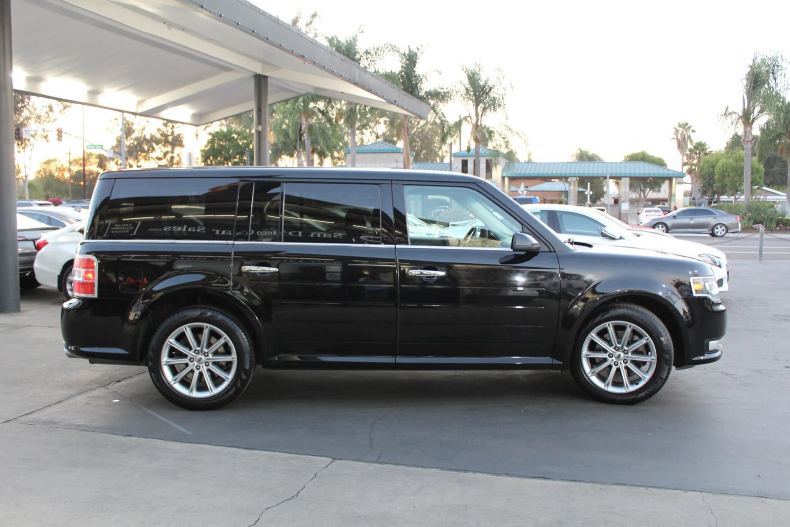 Used 2019 Ford Flex Limited AWD/4WD image 6