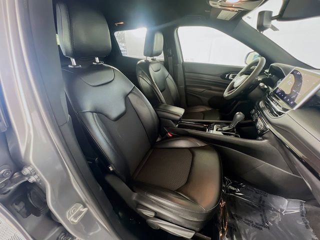 Used 2022 Jeep Compass Altitude FWD image 30