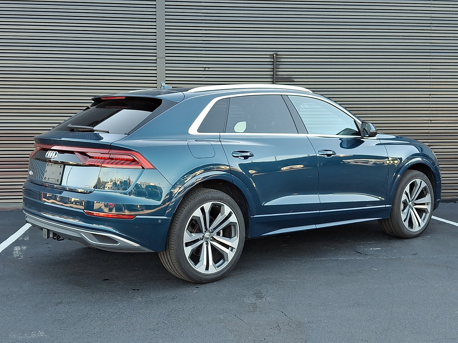 Used 2019 Audi Q8 Premium Plus w/ Premium Plus AWD/4WD image 7