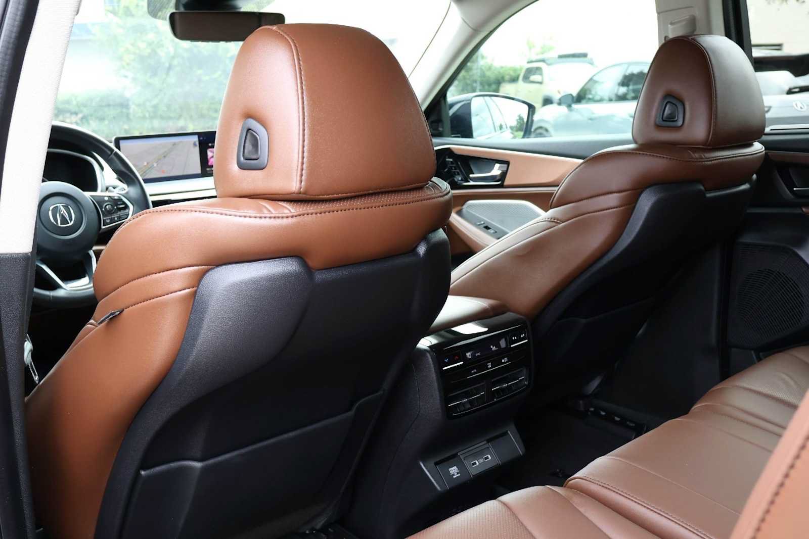 Certified 2023 Acura MDX w/ Technology Package FWD image 12