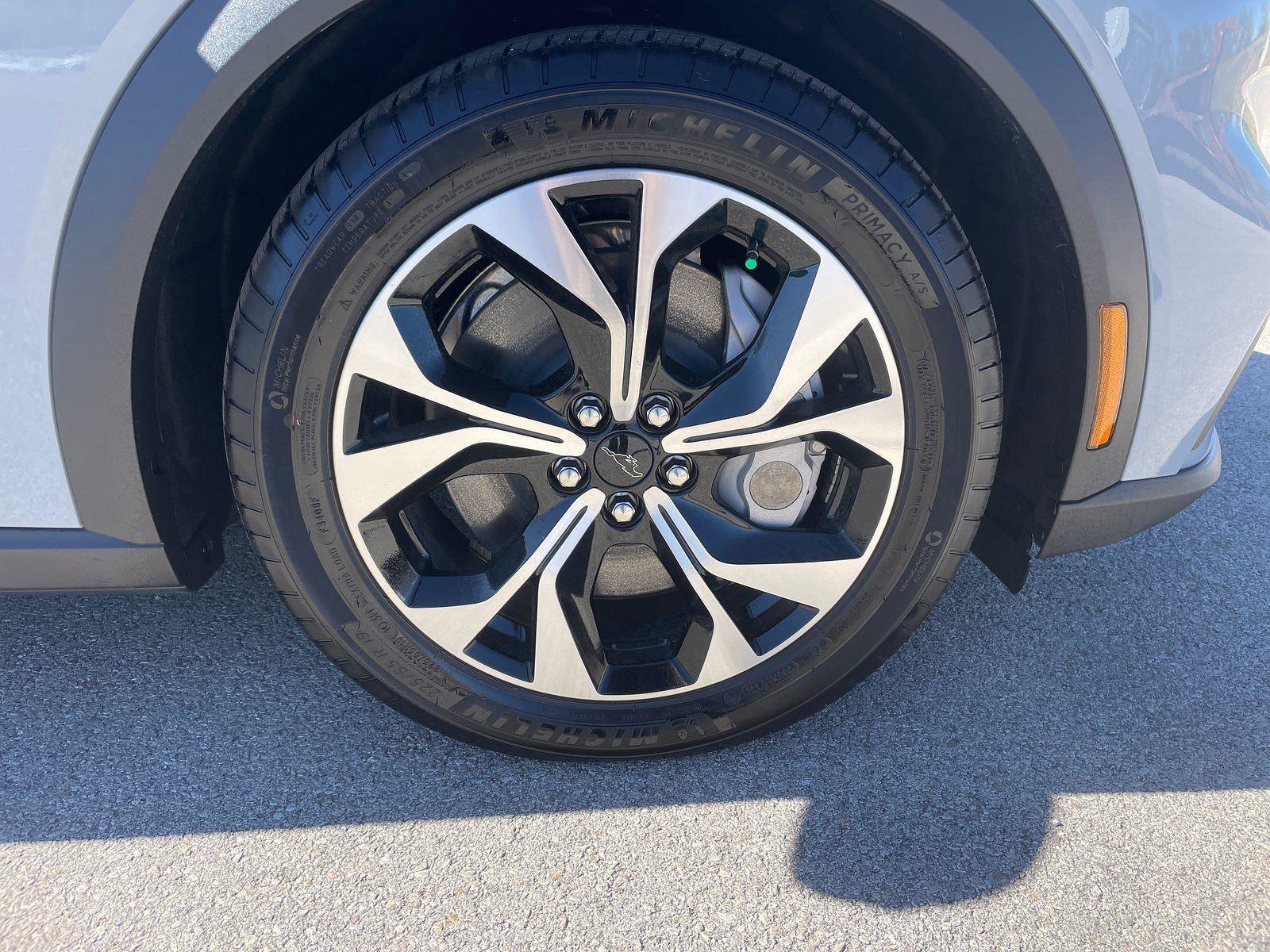 New 2025 Ford Mustang Mach-E Select image 9