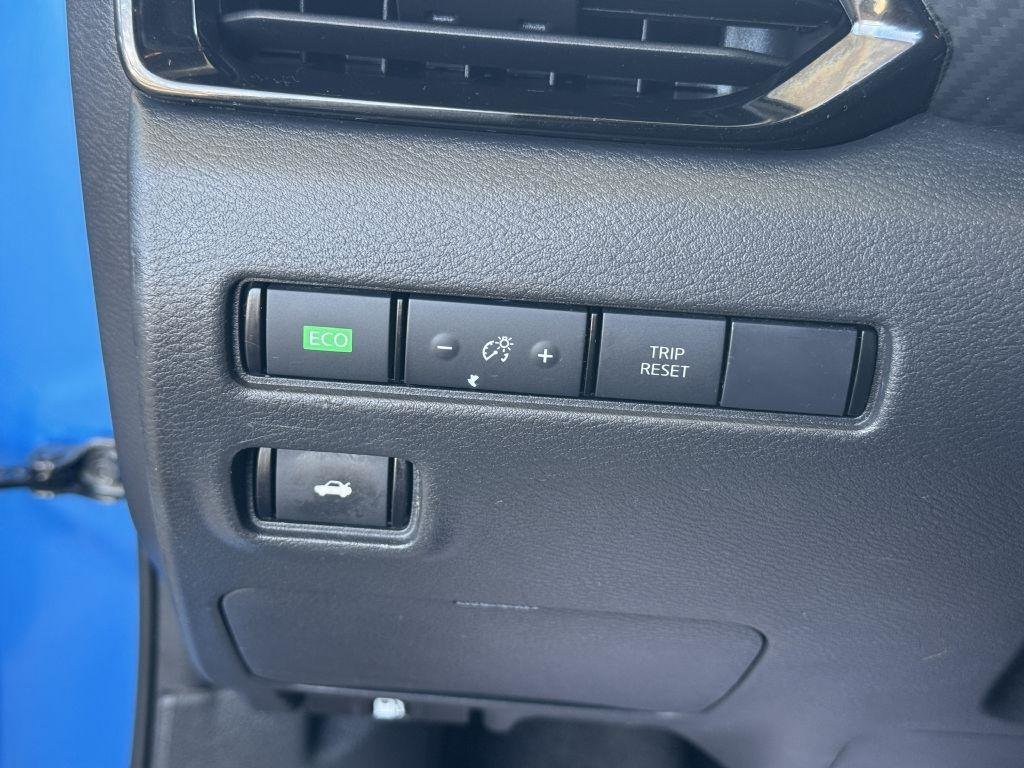 Used 2021 Nissan Sentra SV image 12