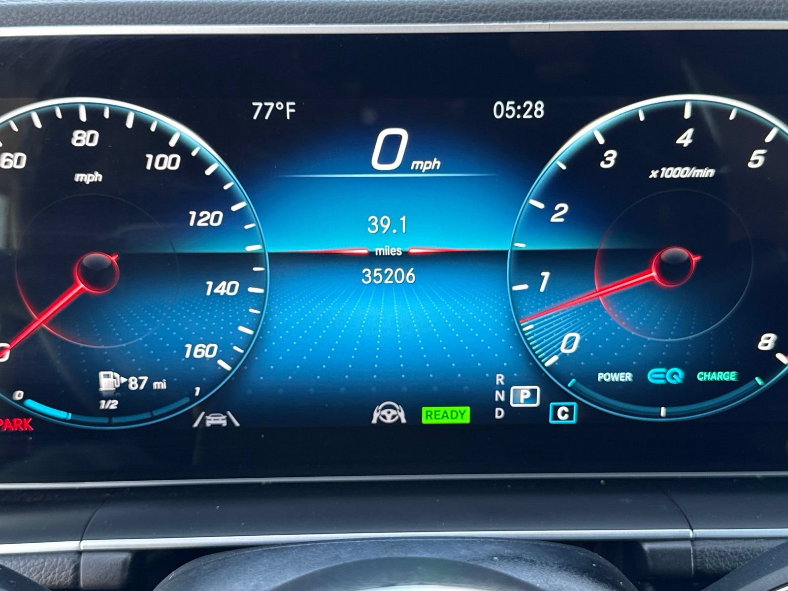Used 2023 Mercedes-Benz GLS 580 4MATIC image 32