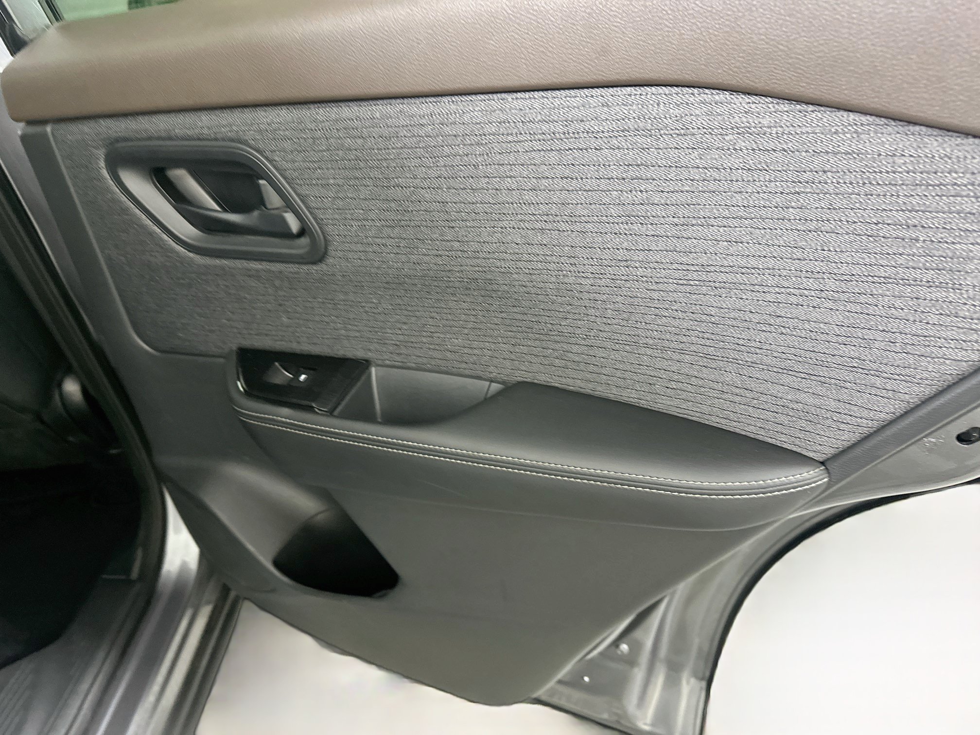 Used 2021 Nissan Rogue S FWD image 28