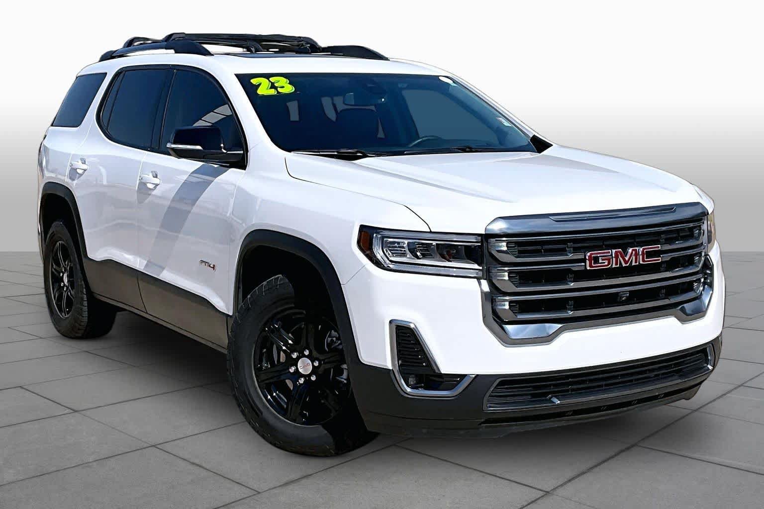 Used 2023 GMC Acadia AT4 w/ Technology Package AWD/4WD image 3