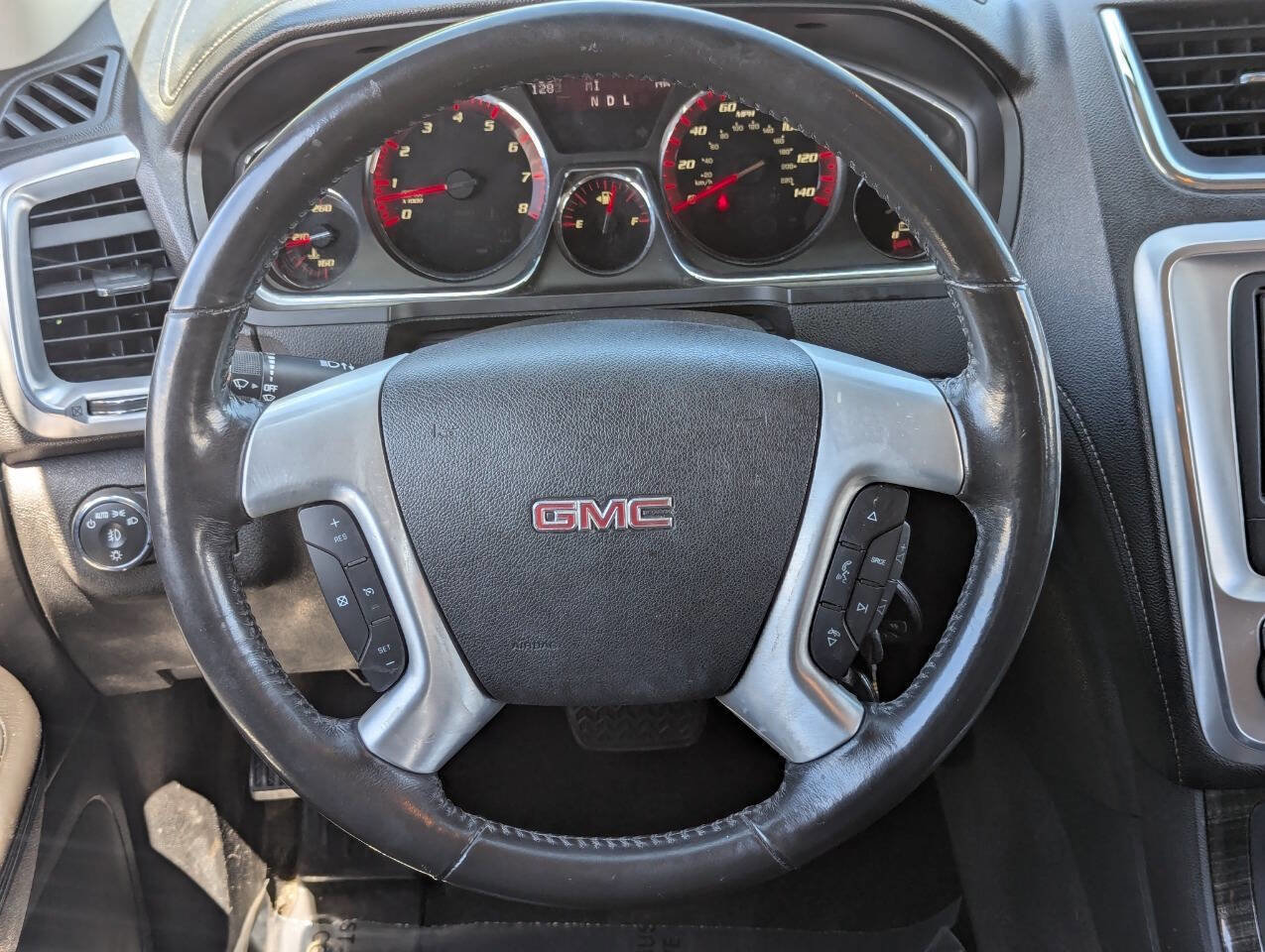 Used 2013 GMC Acadia SLT image 19