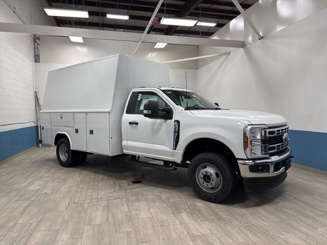 New 2025 Ford F350 XL w/ XL Chrome Package