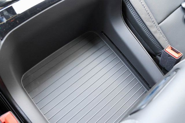 New 2026 GMC Yukon XL Denali w/ Denali Reserve Package image 24