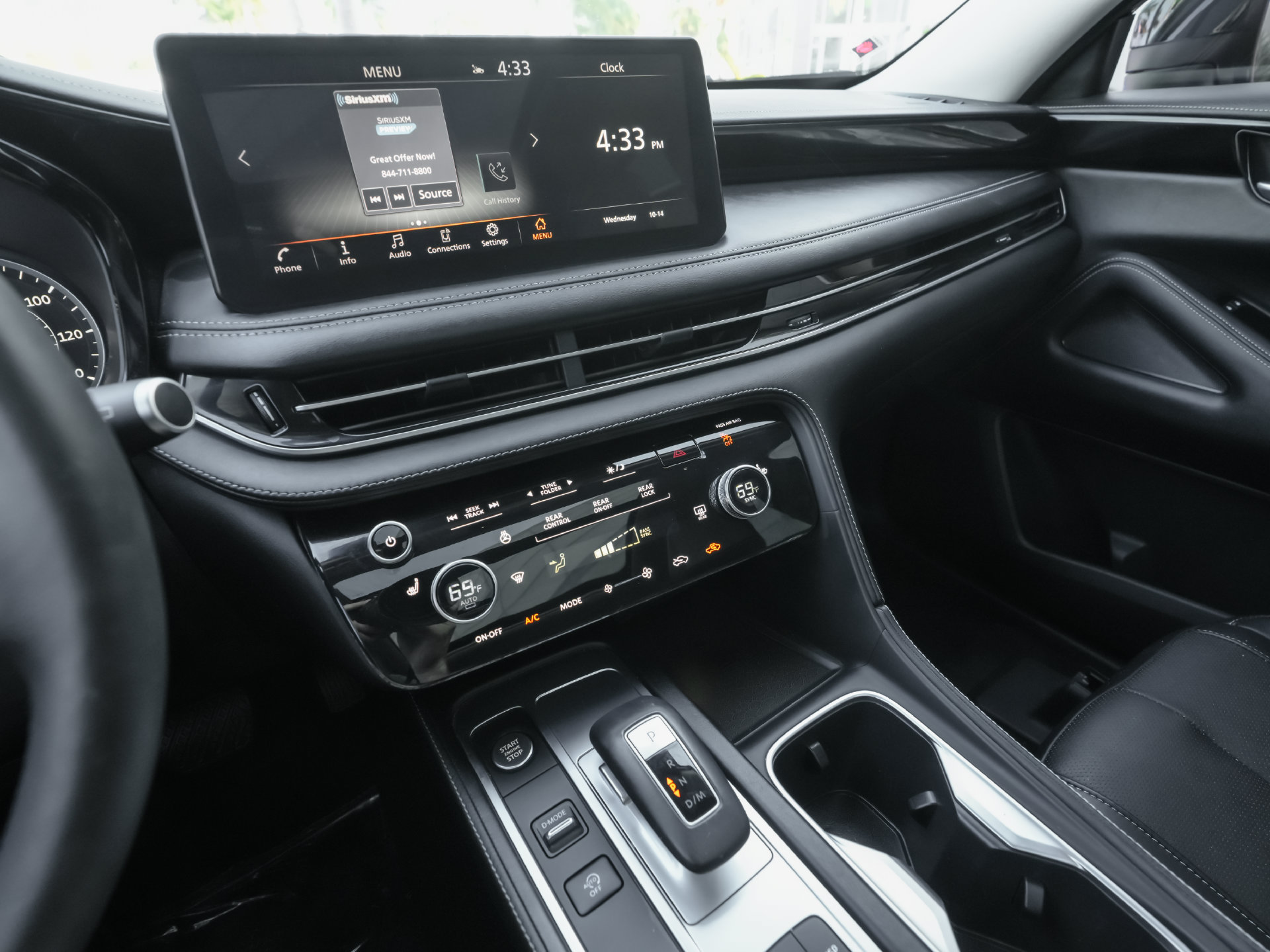 Used 2023 INFINITI QX60 Pure FWD image 13