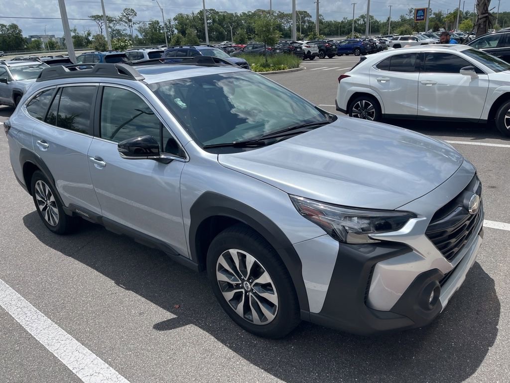 Used 2024 Subaru Outback Limited AWD/4WD image 3