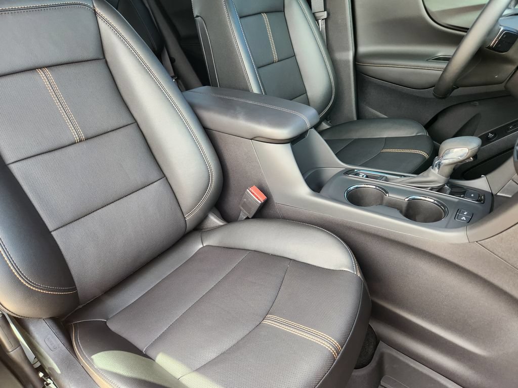 Used 2024 Chevrolet Equinox Premier AWD/4WD image 23
