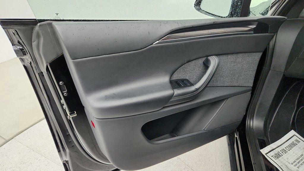 Used 2024 Tesla Model X image 10