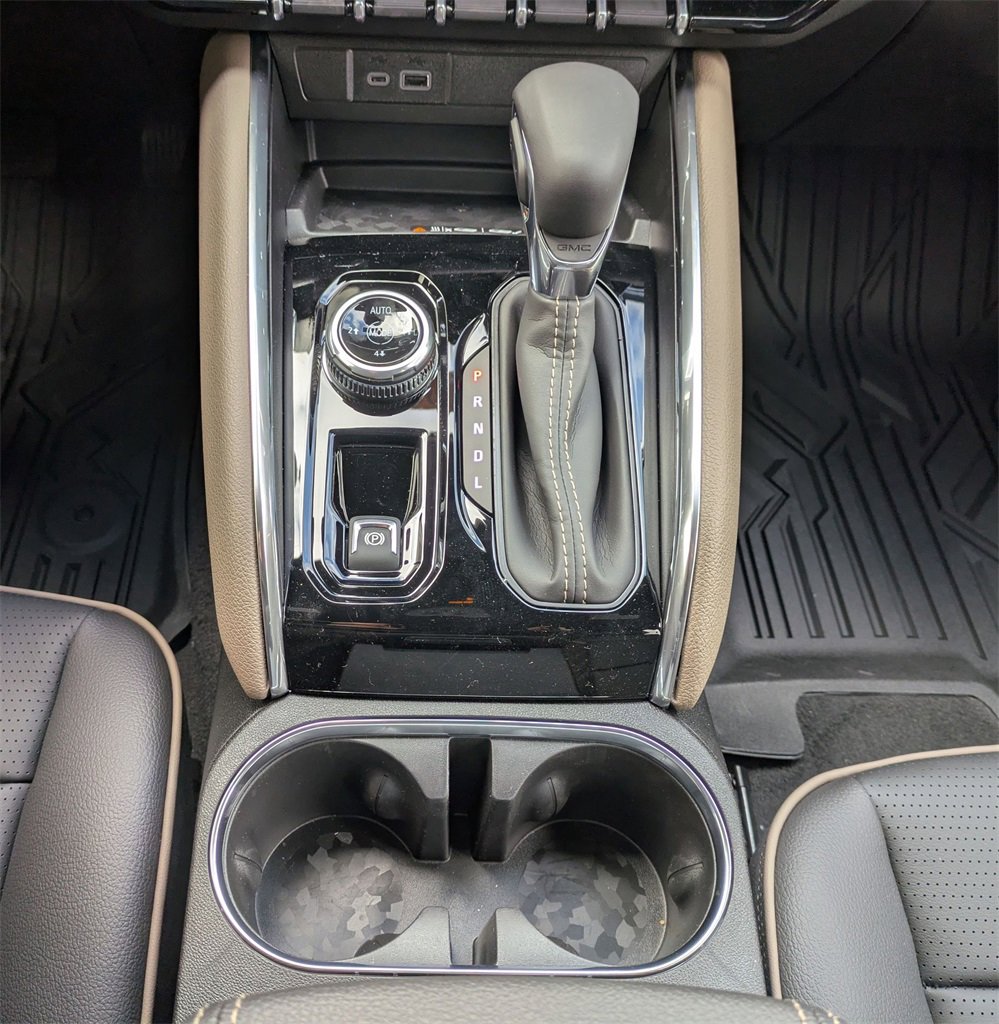 New 2026 GMC Canyon Denali image 13