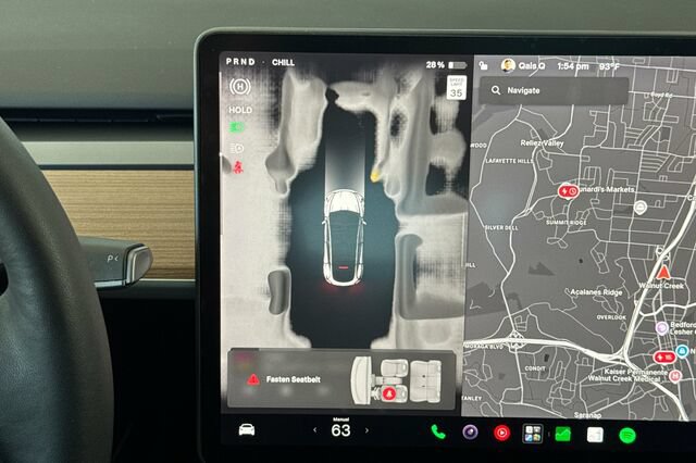 Used 2024 Tesla Model Y Long Range AWD/4WD image 24