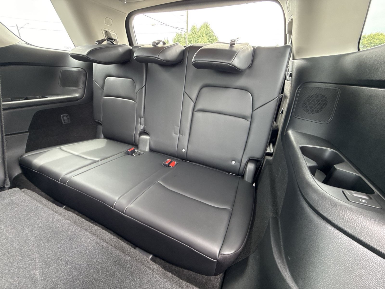 Used 2024 Nissan Pathfinder Platinum w/ Cargo Package AWD/4WD image 25