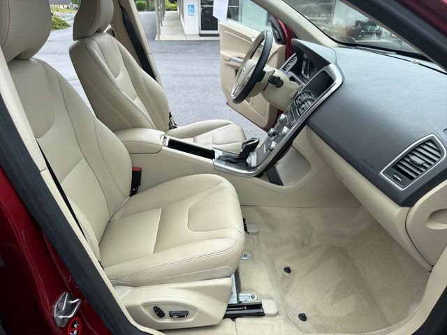 Used 2016 Volvo XC60 T5 Premier AWD/4WD image 22
