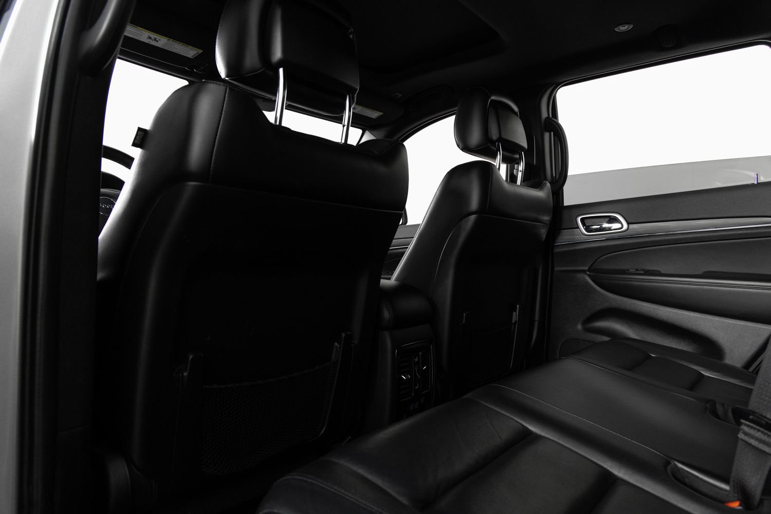Used 2021 Jeep Grand Cherokee Limited AWD/4WD image 19