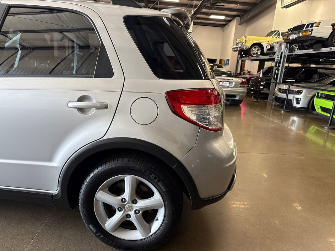 Used 2008 Suzuki SX4 AWD Hatchback image 43