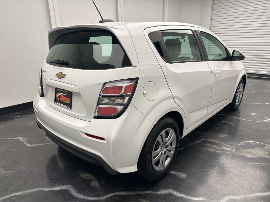 Used 2019 Chevrolet Sonic LT image 3