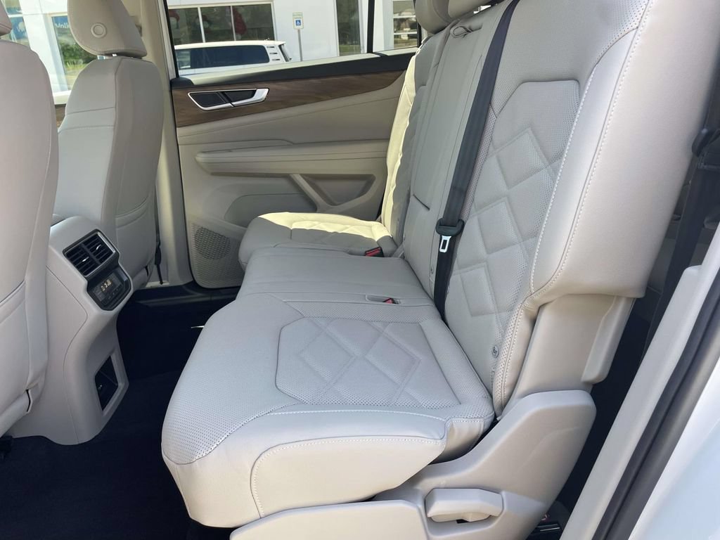 New 2026 Volkswagen Atlas SE FWD image 10