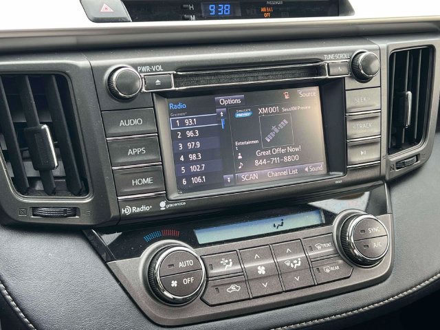 Used 2015 Toyota RAV4 XLE AWD/4WD image 14