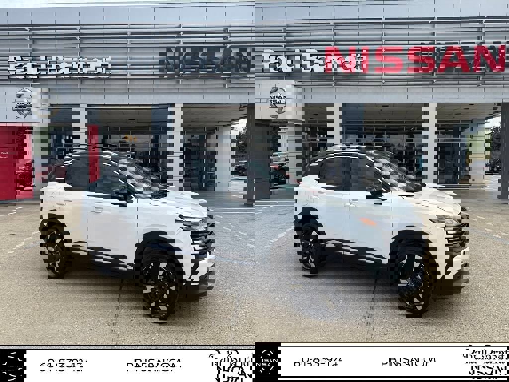 New 2025 Nissan Kicks SR image 1