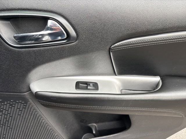 Used 2014 Dodge Journey Limited image 36