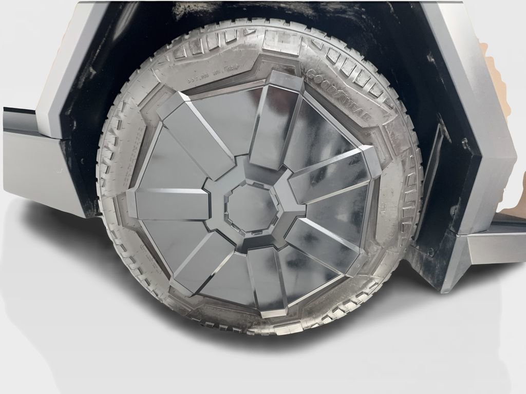 Used 2024 Tesla Cybertruck AWD Crew Cab image 17