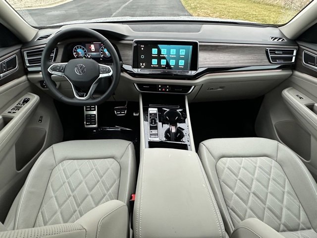 New 2026 Volkswagen Atlas SEL Premium R-Line image 32
