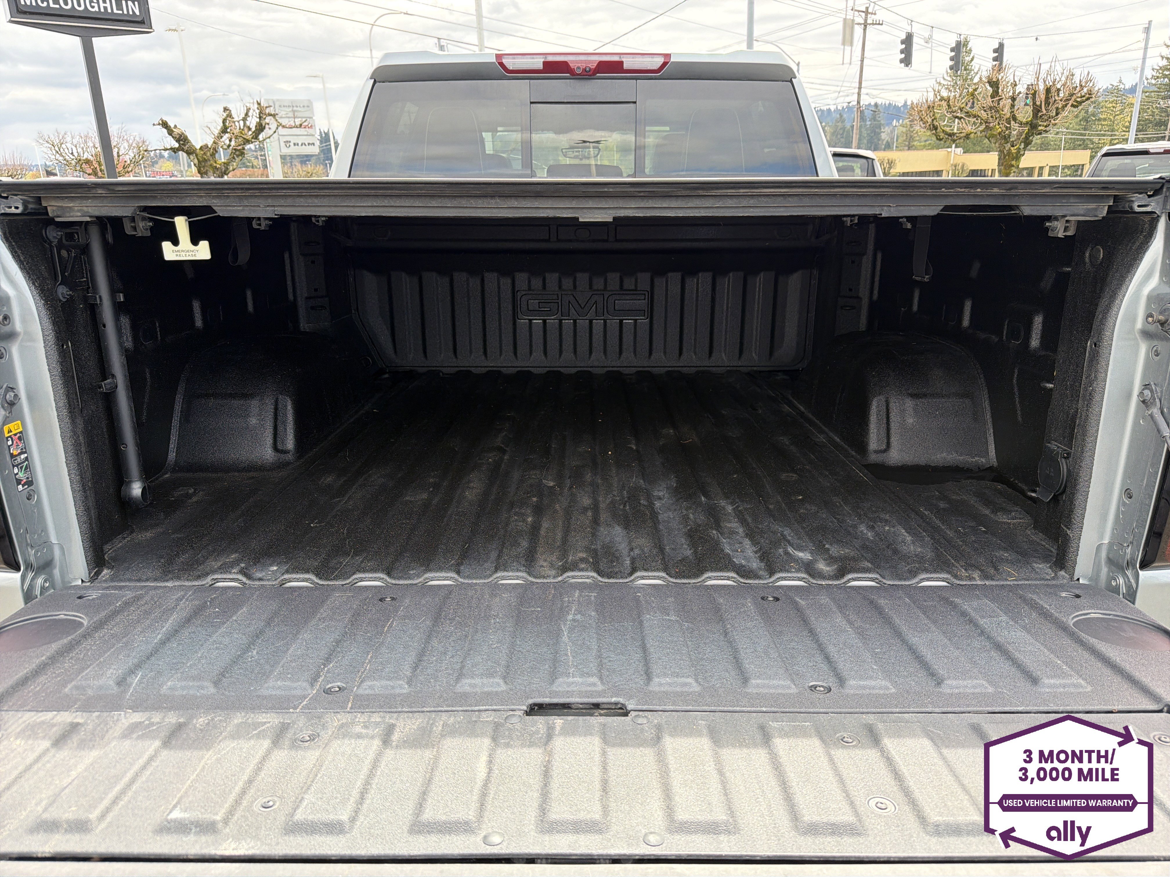 Used 2025 GMC Sierra 1500 Denali Ultimate image 5