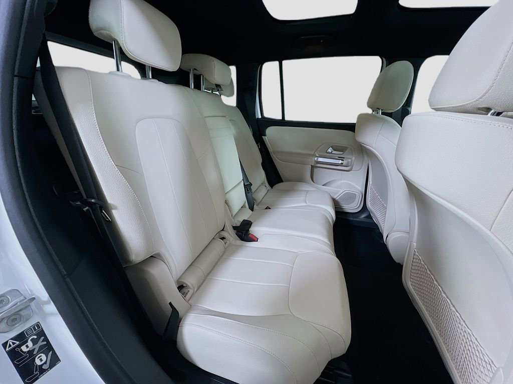 Certified 2025 Mercedes-Benz GLB 250 4MATIC image 26