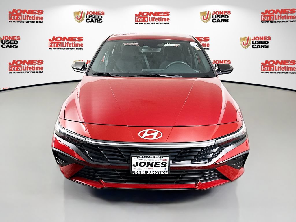 Certified 2025 Hyundai Elantra Sport w/ Cargo Package FWD image 11