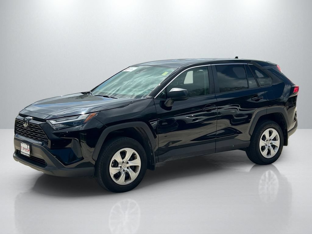 Used 2023 Toyota RAV4 LE FWD image 8