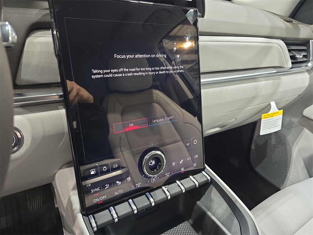 New 2026 GMC Terrain Denali w/ LPO, Black Badging Package image 20