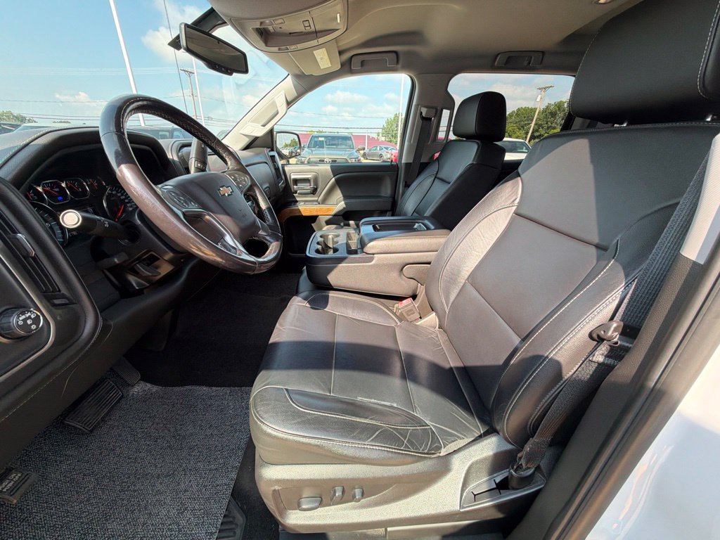 Used 2018 Chevrolet Silverado 1500 LTZ w/ Sport Package AWD/4WD image 10