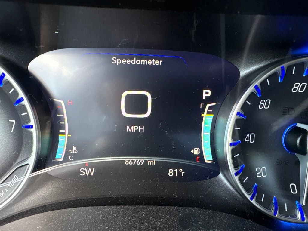 Certified 2018 Chrysler Pacifica Touring-L Plus FWD image 8