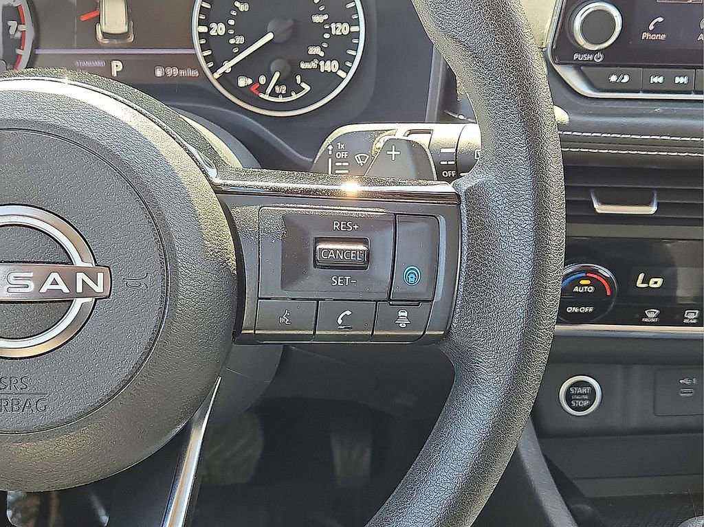 Used 2023 Nissan Rogue SV image 19